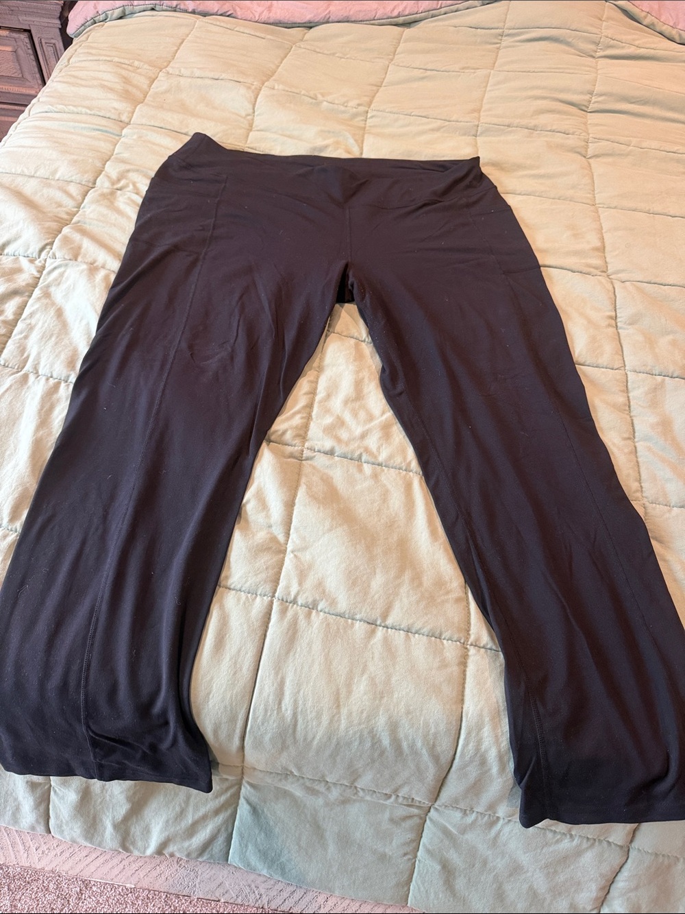 Skechers Women’s Black Stretch Pull-On Leggings